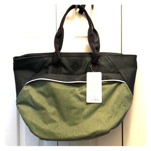 Lululemon Everything Bag.